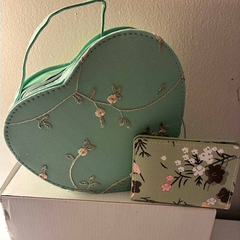 Floral Embroidered Heart-Shaped Bag